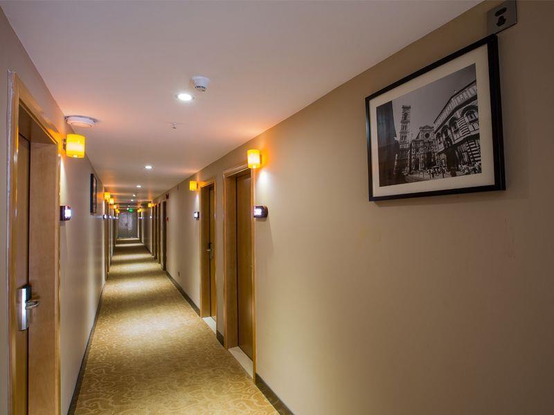 7Days Inn Zhongshan San Xiang Market Чжуншань Экстерьер фото