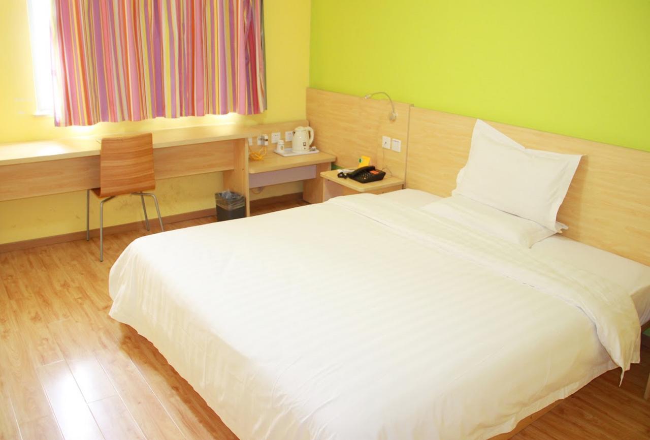 7Days Inn Zhongshan San Xiang Market Чжуншань Экстерьер фото